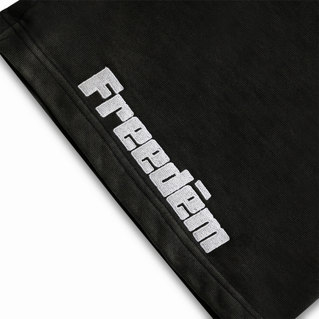 Oversized "Live Free" Sweatpant