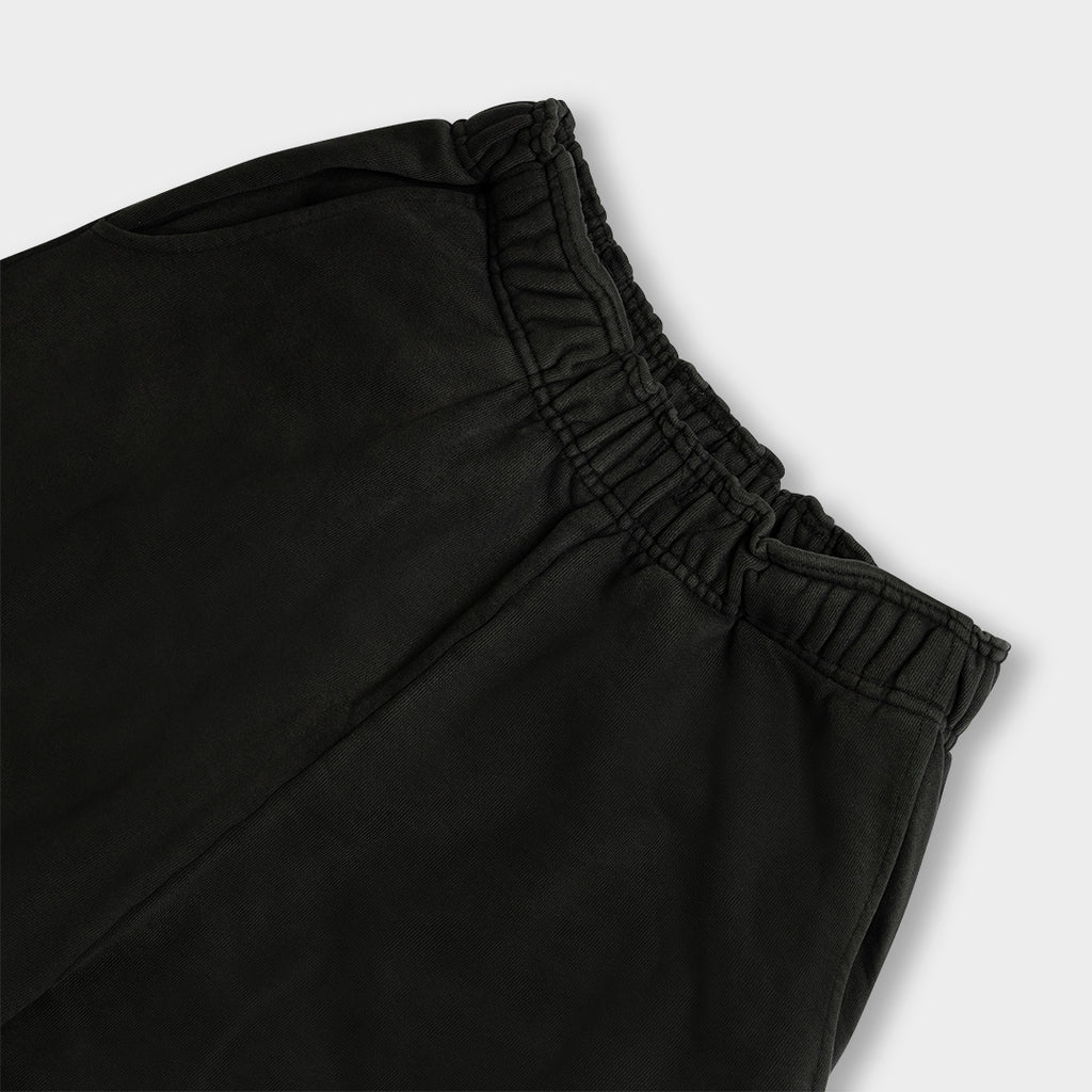 Oversized "Live Free" Sweatpant