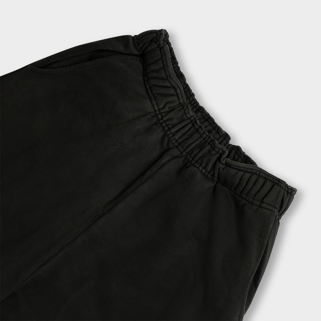 Oversized "Live Free" Sweatpant