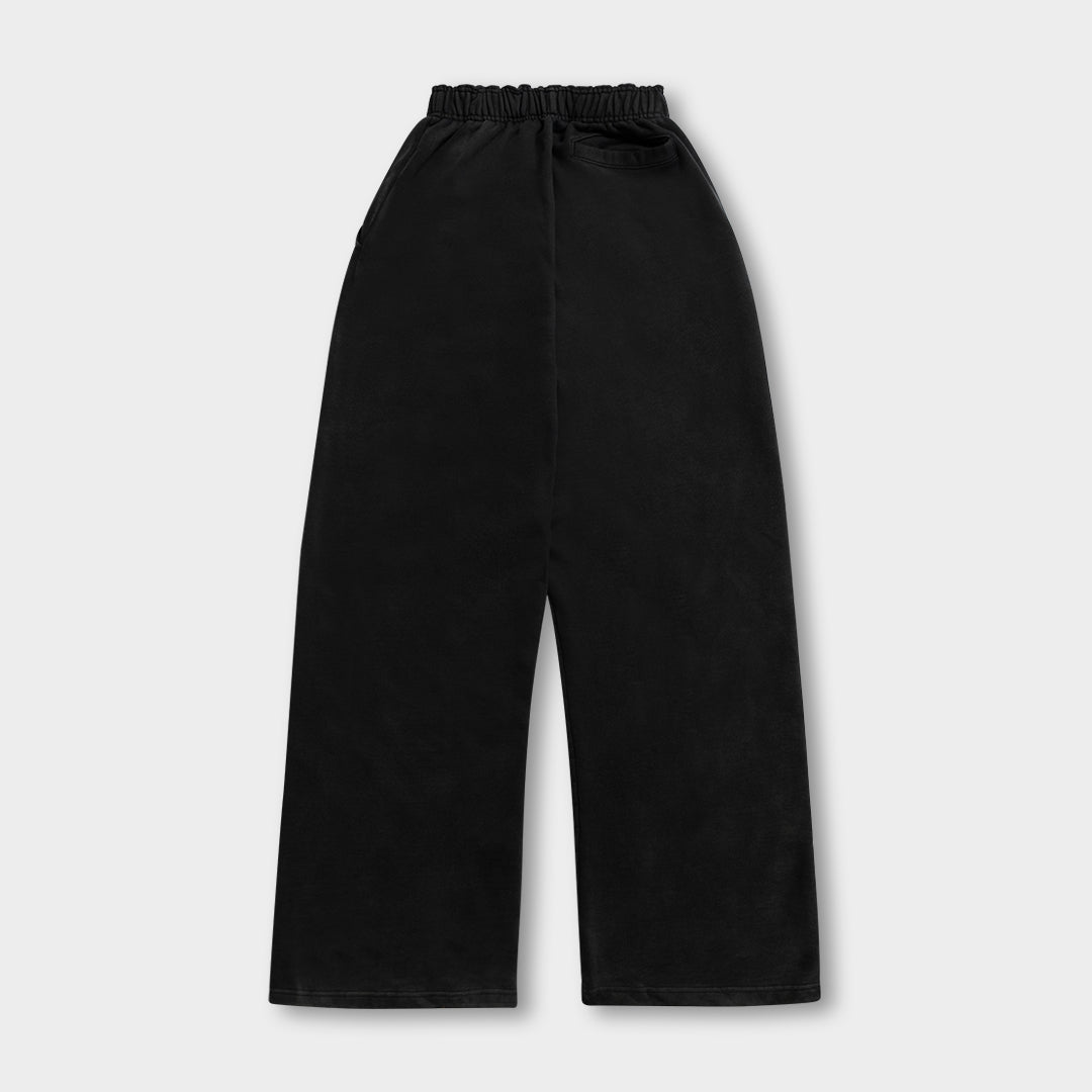 Oversized "Live Free" Sweatpant